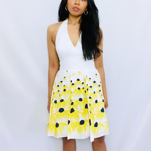 Lilly Pulitzer | White 100% Cotton Yellow flower Halter Mini Summer Dress - Picture 7 of 11
